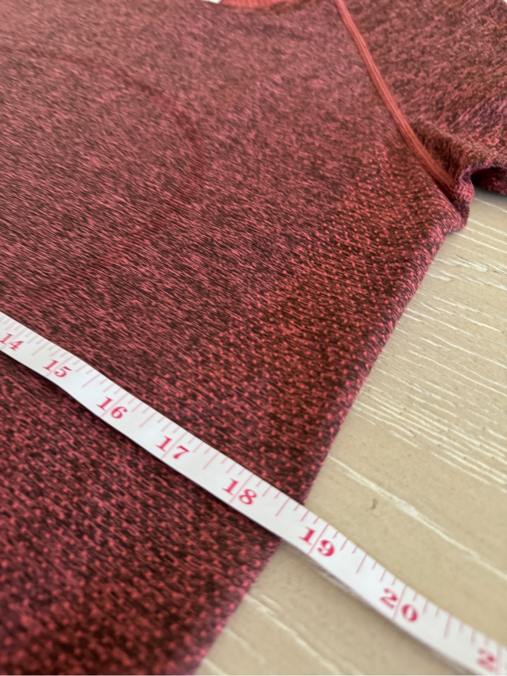 Swiftly tech Lululemon Heathered
Red T-Shirt - Picture 4 of 6